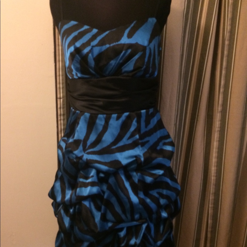 Need a Prom Dress??? I got you!